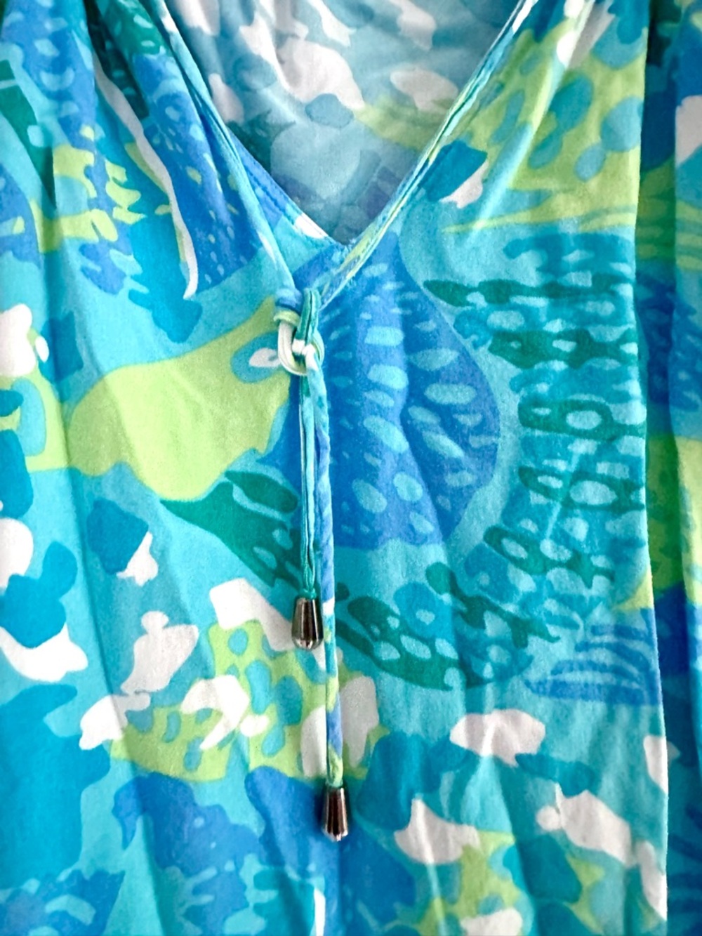 Escapada Living S Blue Green Fish Rayon Resort Top - Picture 3 of 8
